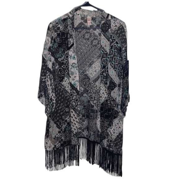 🌹Bongo Black and Teal Patterned Kimono - Picture 1 of 7